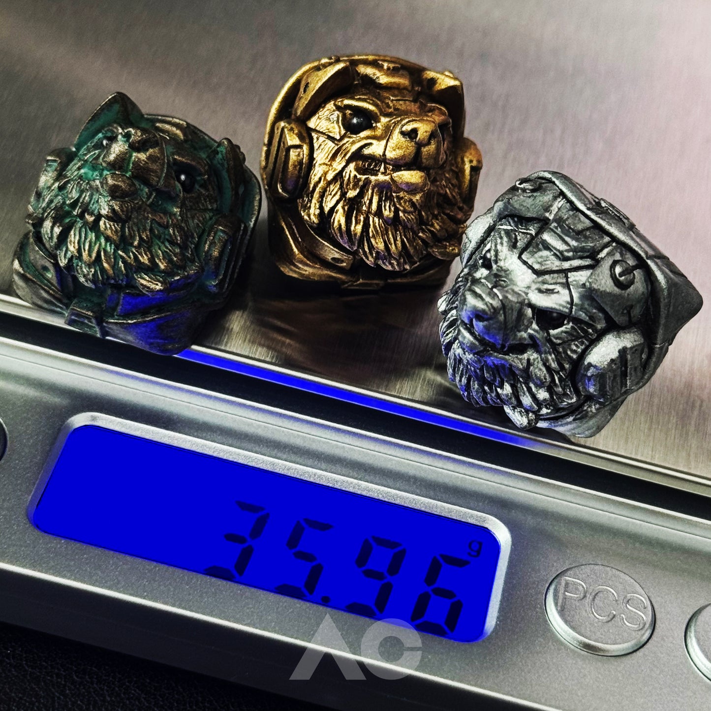 CyberWolf GOLD/IRON/PATINA ver. keycaps